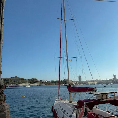 Διαμέρισμα Lovely 3br With Private Terrace In By 360 Estates *