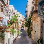 Apartment Lovely 3br With Private Terrace In By 360 Estates *