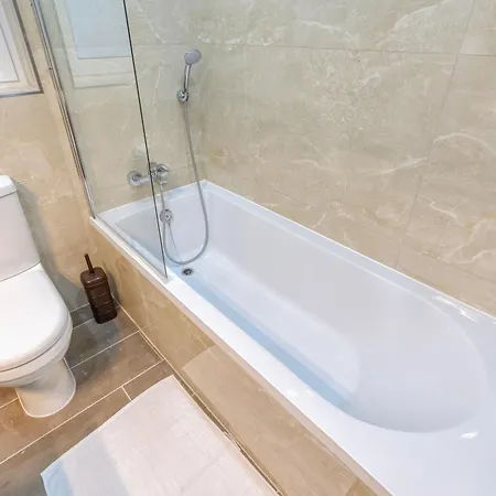 Lovely 3br With Private Terrace In By 360 Estates Appartement Sliema