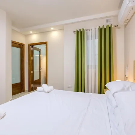 Lovely 3br With Private Terrace In By 360 Estates Sliema