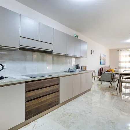 Lovely 3br With Private Terrace In By 360 Estates Sliema